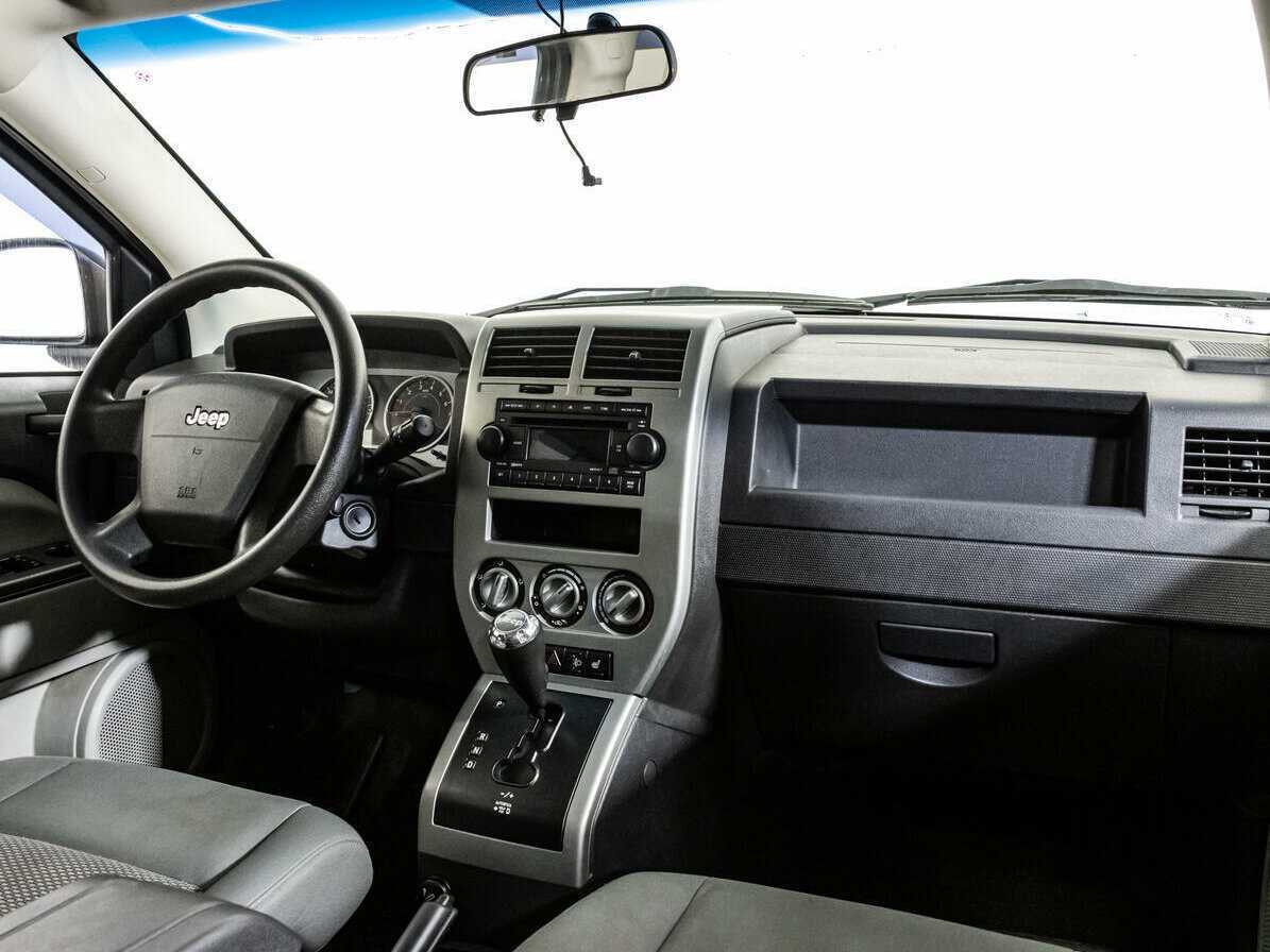 Купить Jeep Compass с пробегом. Фото: #8