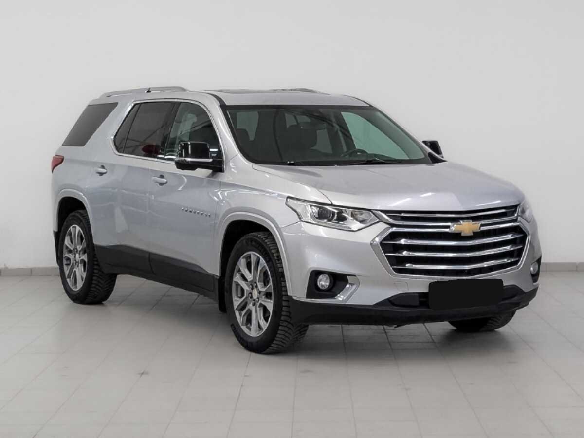 Купить Chevrolet Traverse с пробегом. Фото: #2