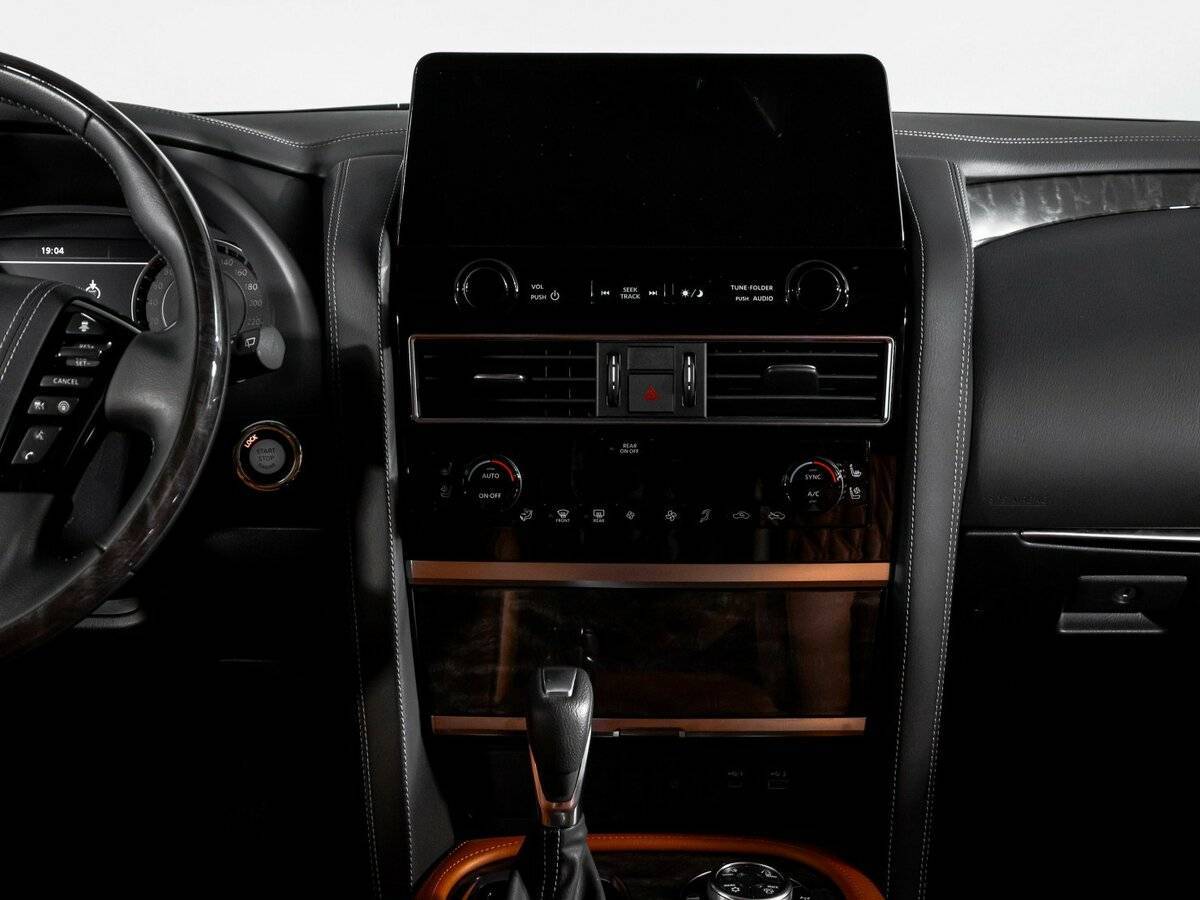 Купить Nissan Patrol с пробегом. Фото: #12