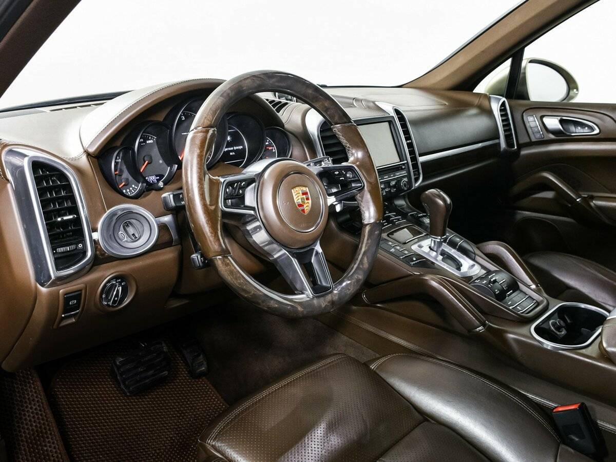 Купить Porsche Cayenne с пробегом. Фото: #11