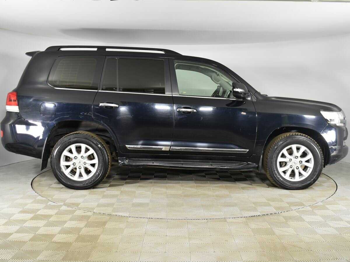 Купить Toyota Land Cruiser с пробегом. Фото: #4