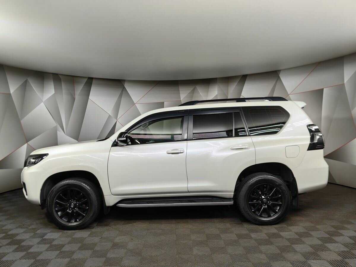 Купить Toyota Land Cruiser Prado с пробегом. Фото: #4