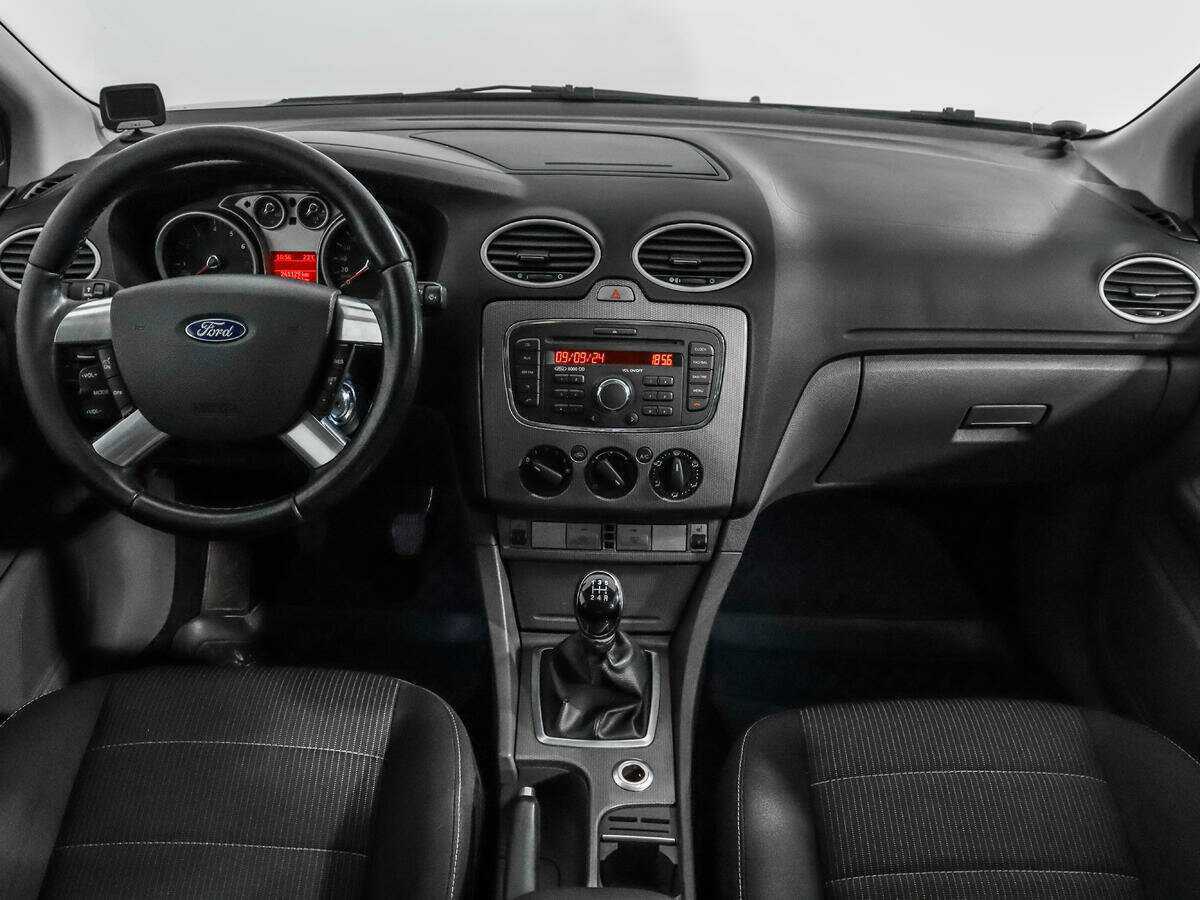 Купить Ford Focus с пробегом. Фото: #11