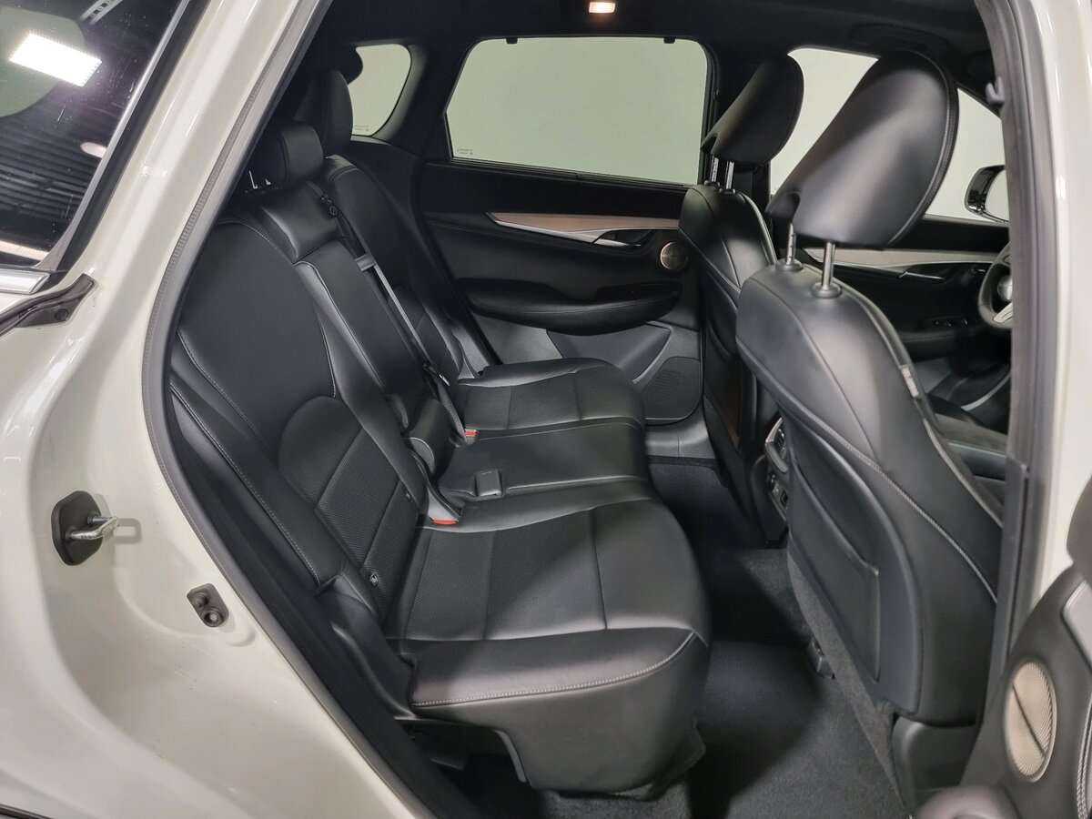 Купить Infiniti QX50 с пробегом. Фото: #14