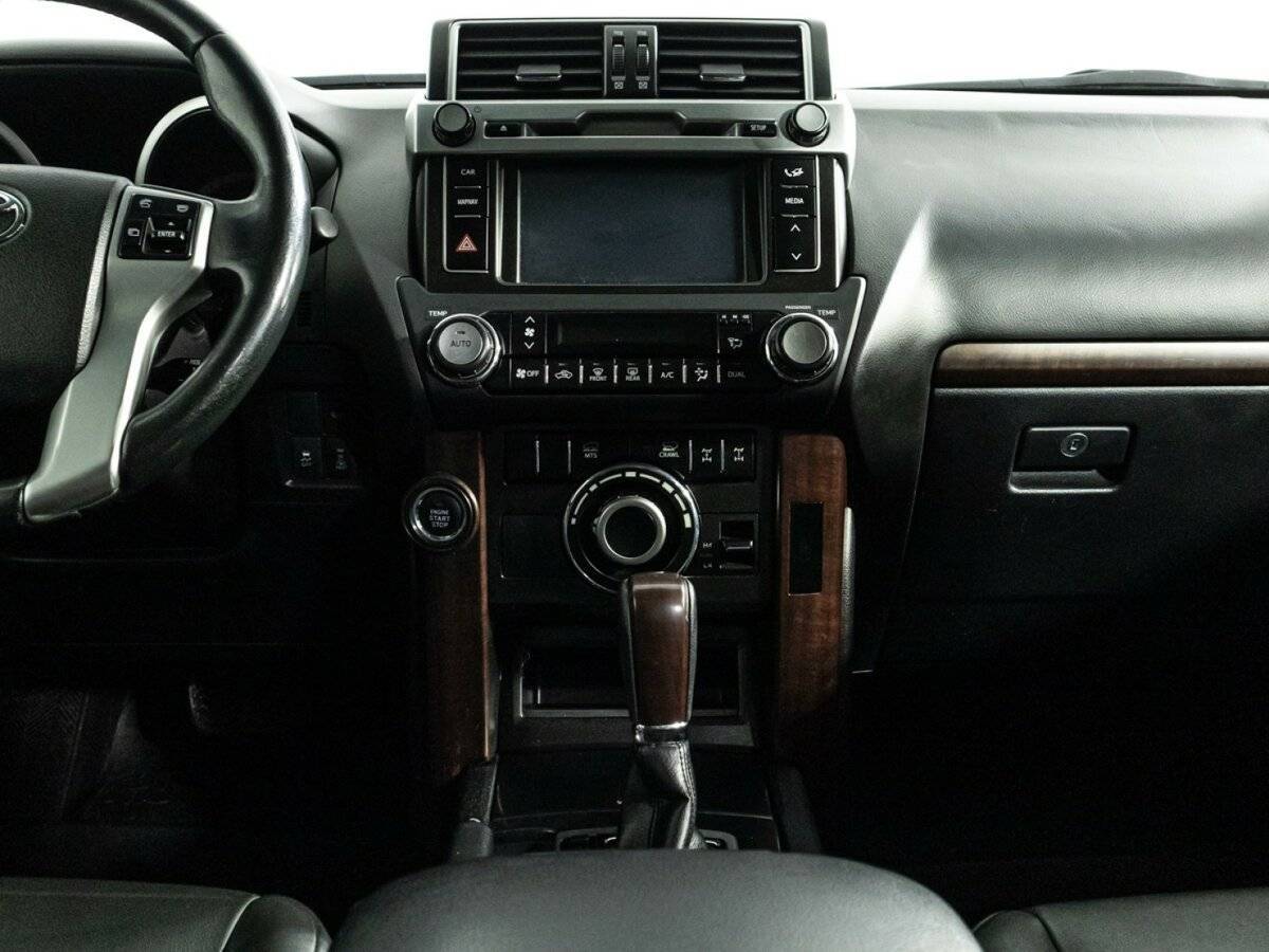 Купить Toyota Land Cruiser Prado с пробегом. Фото: #13