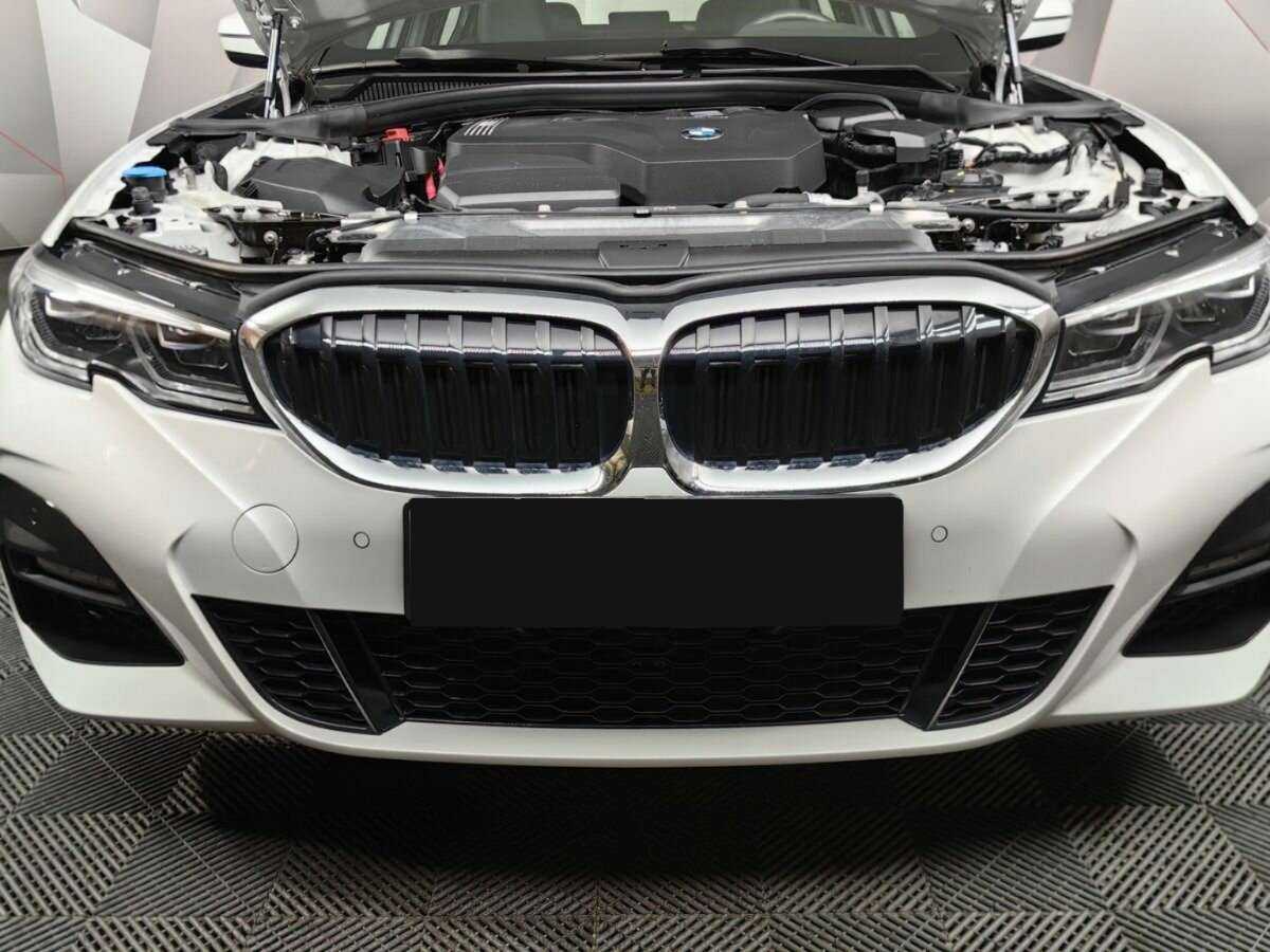 Купить BMW 3 серии с пробегом. Фото: #18