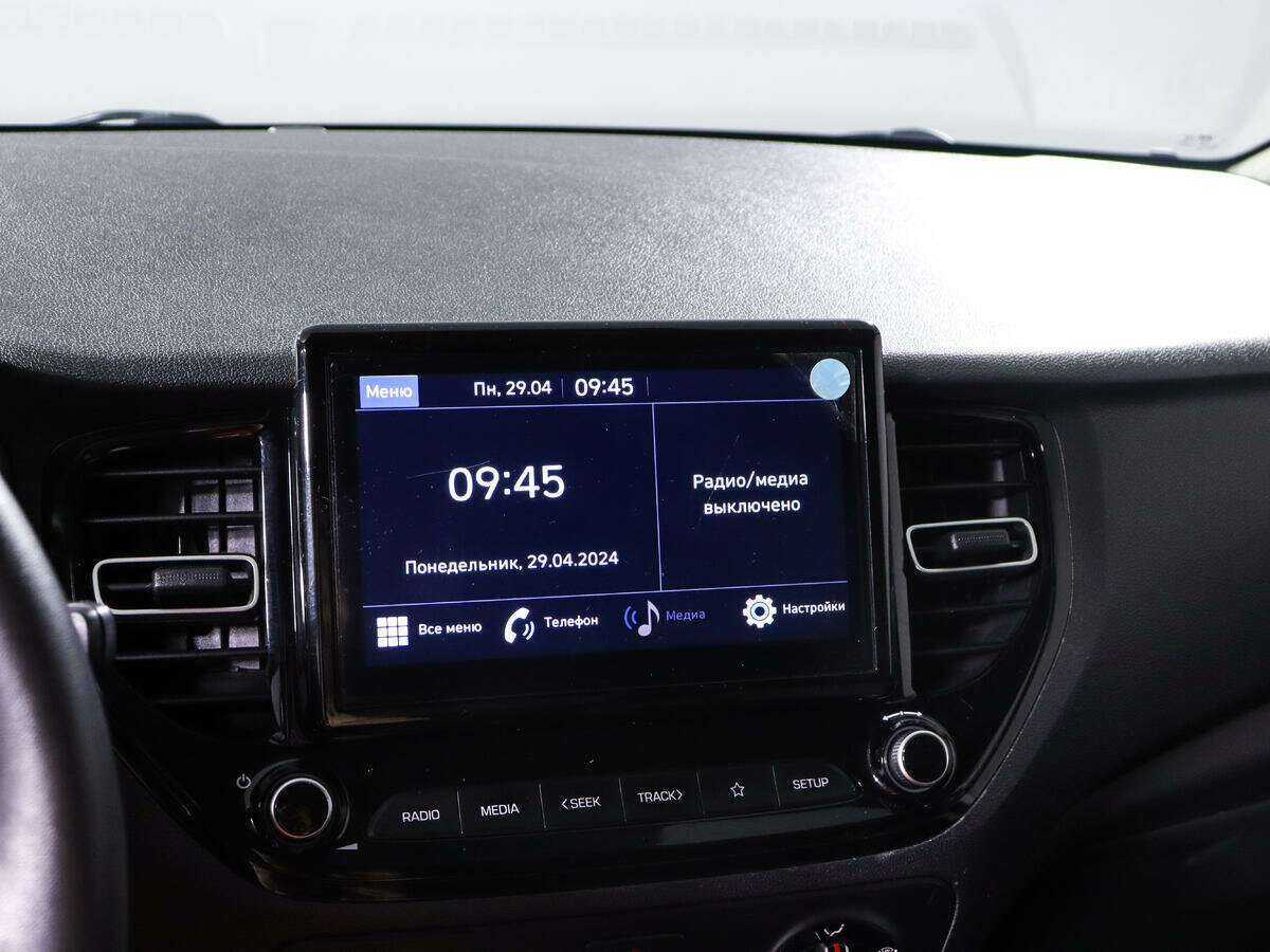 Купить Hyundai Solaris с пробегом. Фото: #15