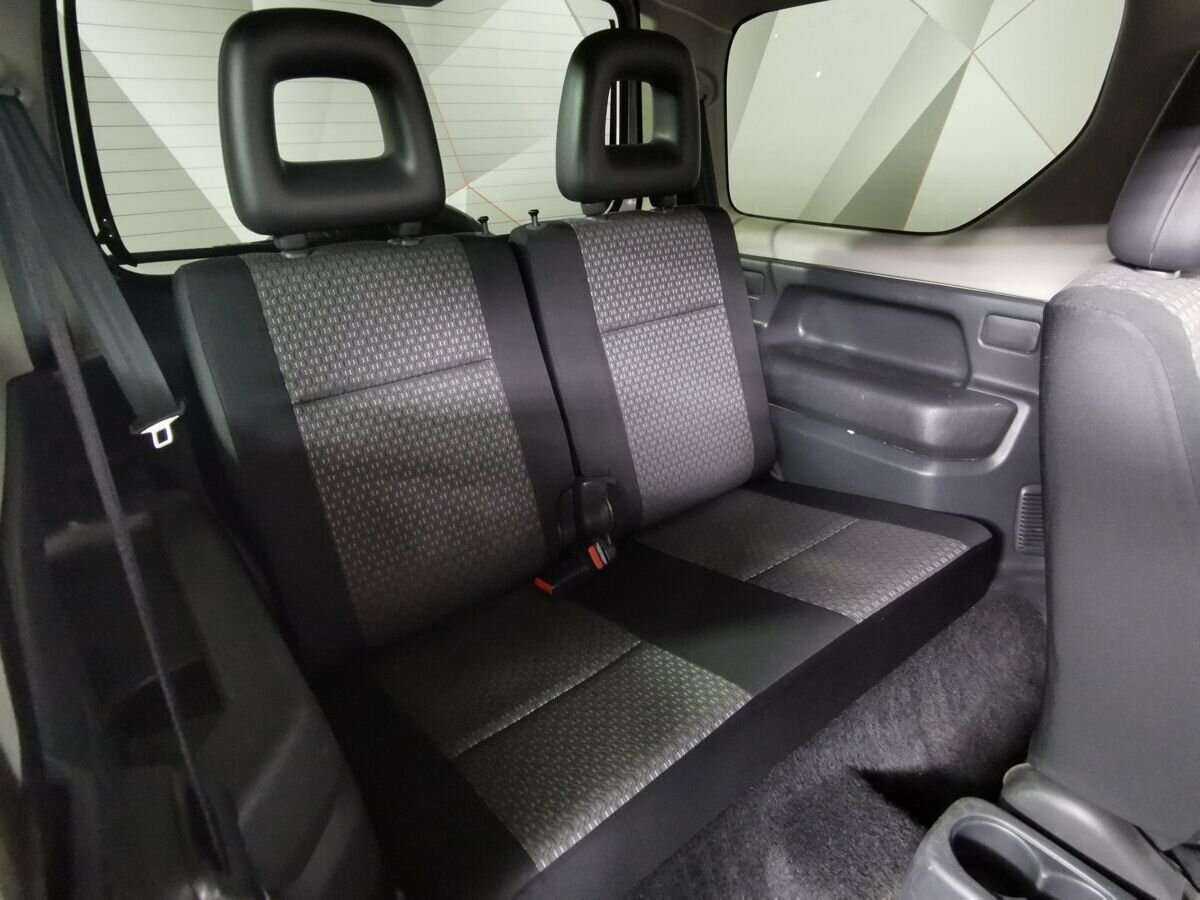 Купить Suzuki Jimny с пробегом. Фото: #11