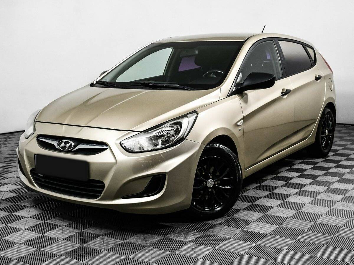 Купить Hyundai Solaris с пробегом. Фото: #0
