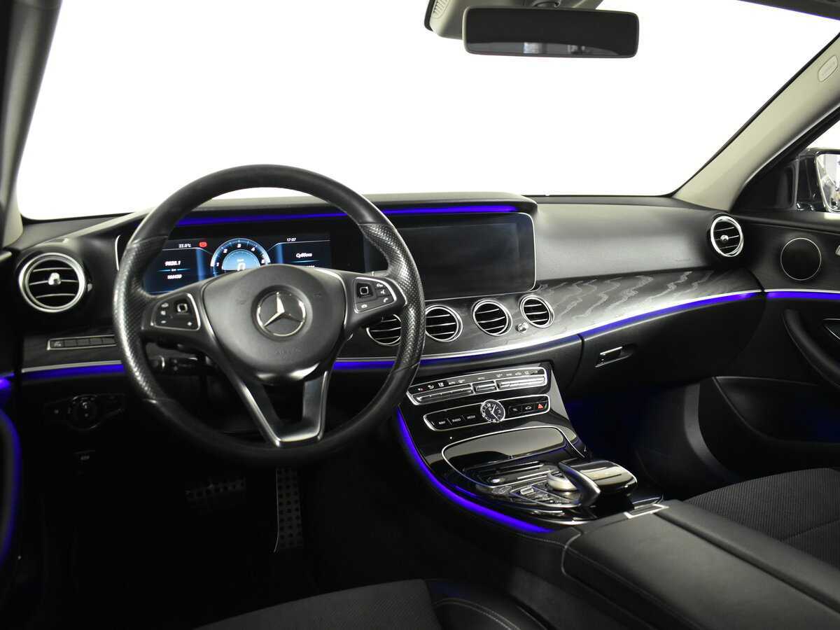 Купить Mercedes-Benz E-Класс с пробегом. Фото: #11