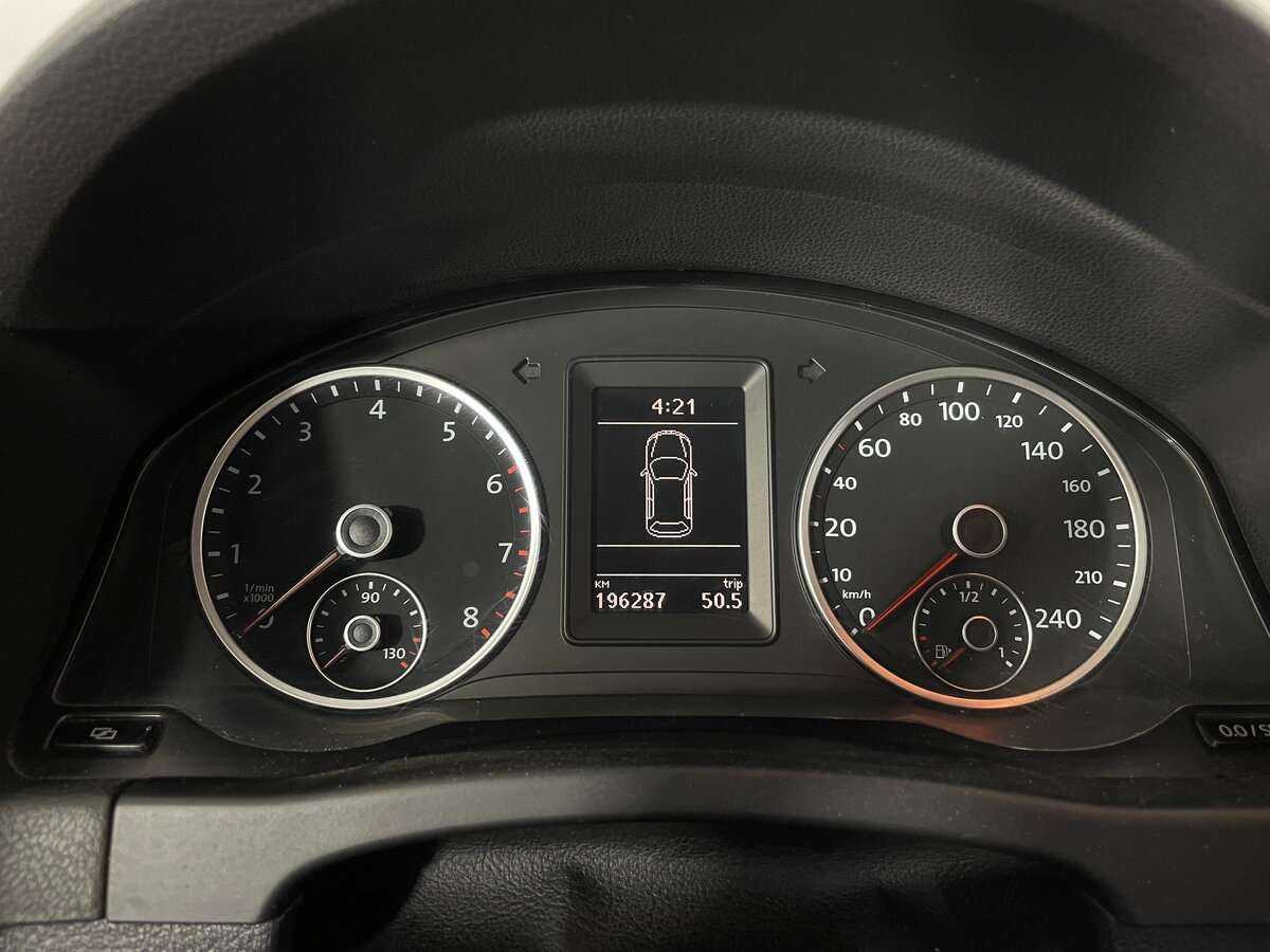Купить Volkswagen Tiguan с пробегом. Фото: #10