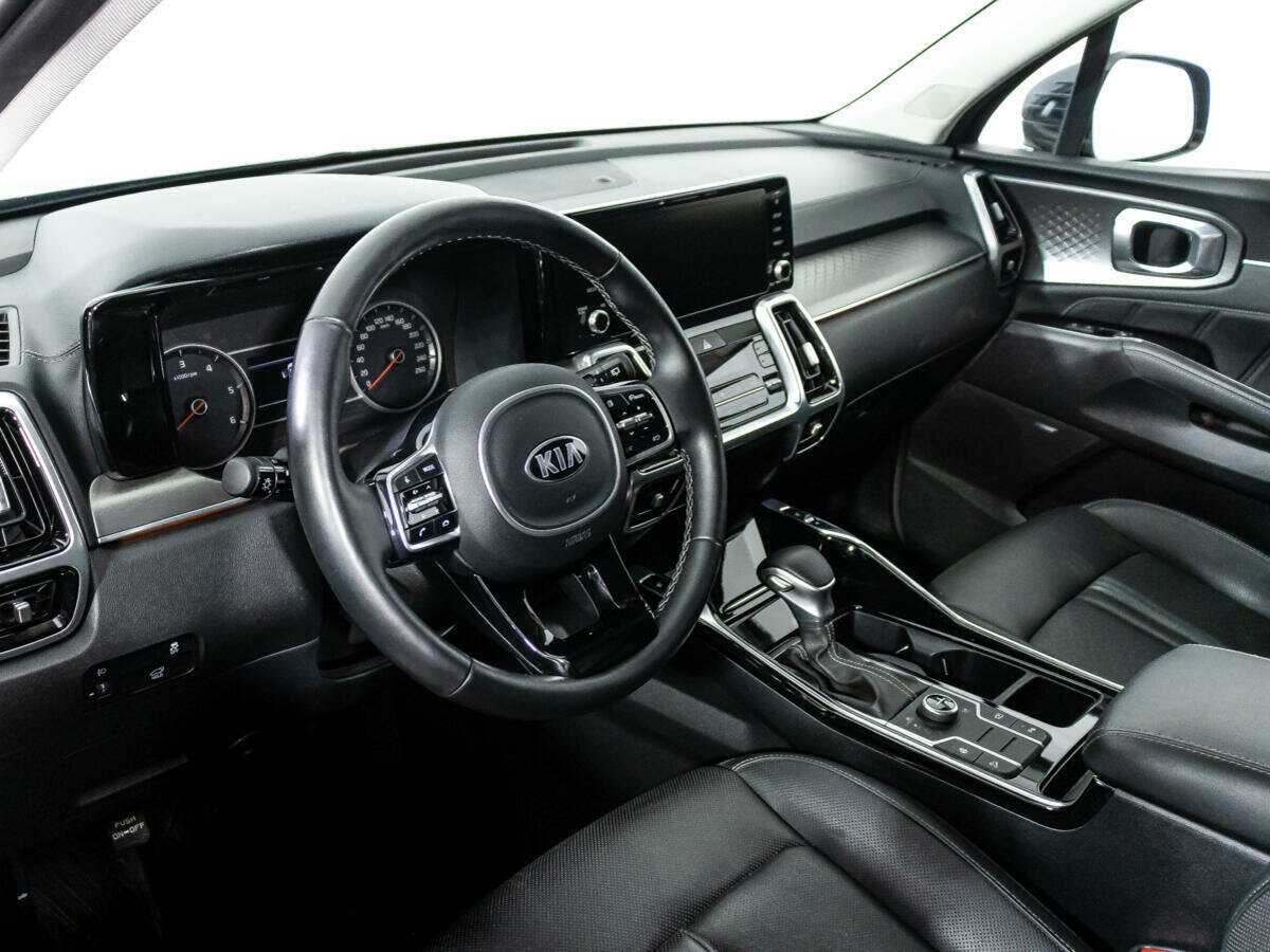 Купить Kia Sorento с пробегом. Фото: #10