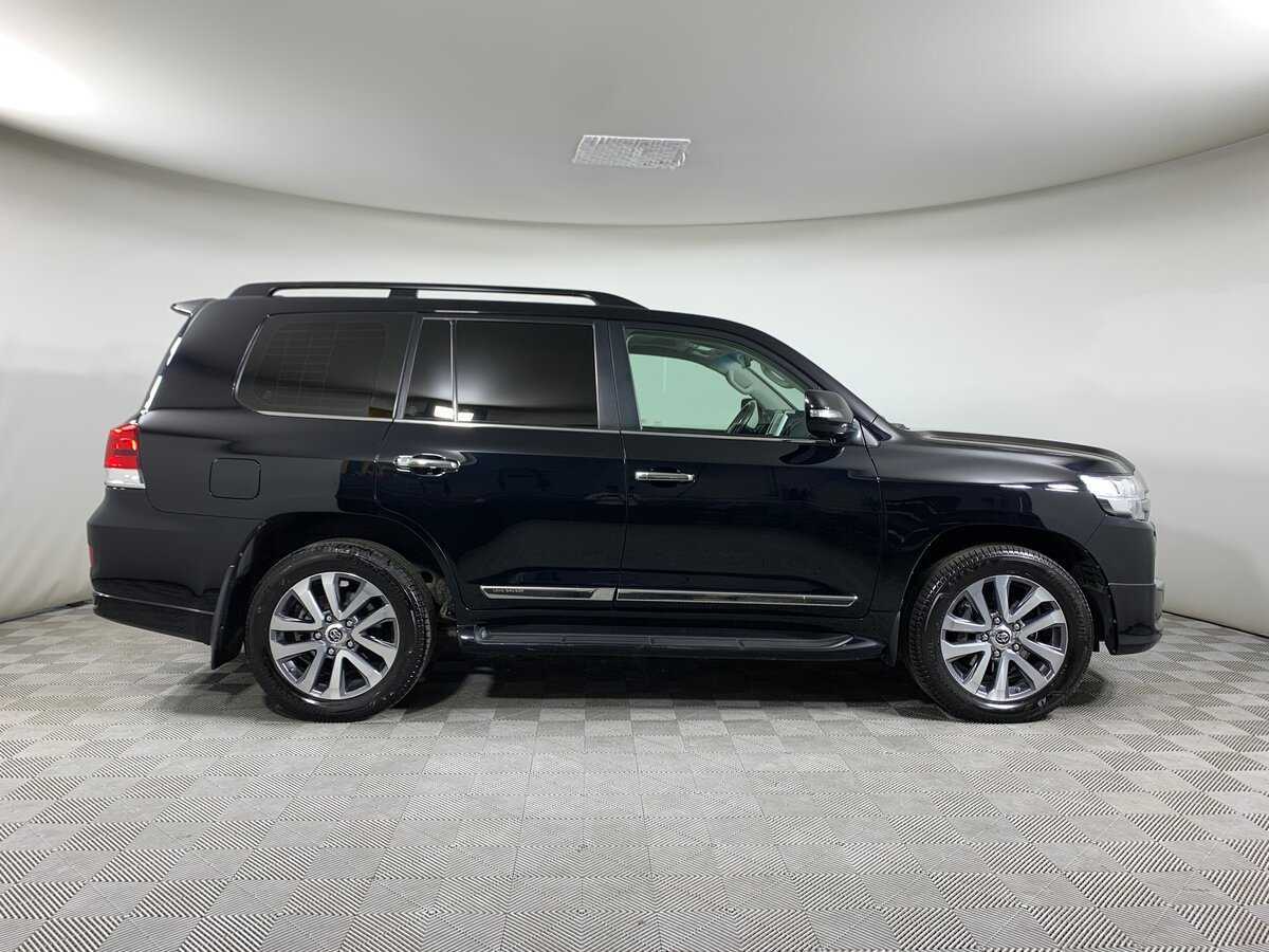 Купить Toyota Land Cruiser с пробегом. Фото: #3