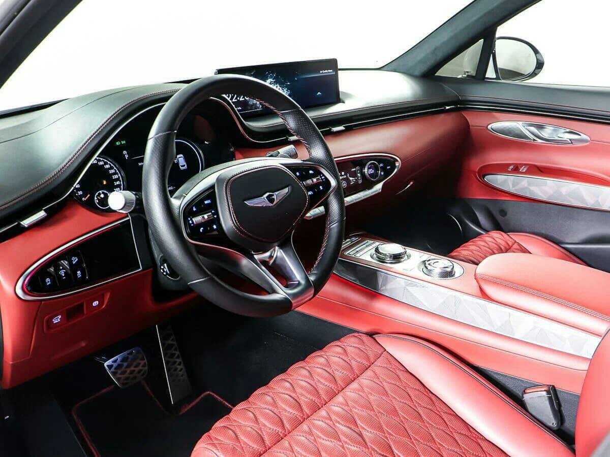 Купить Genesis GV70 с пробегом. Фото: #13