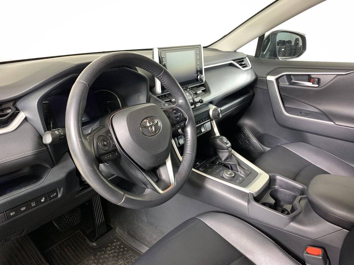 Купить Toyota RAV4 с пробегом. Фото: #10