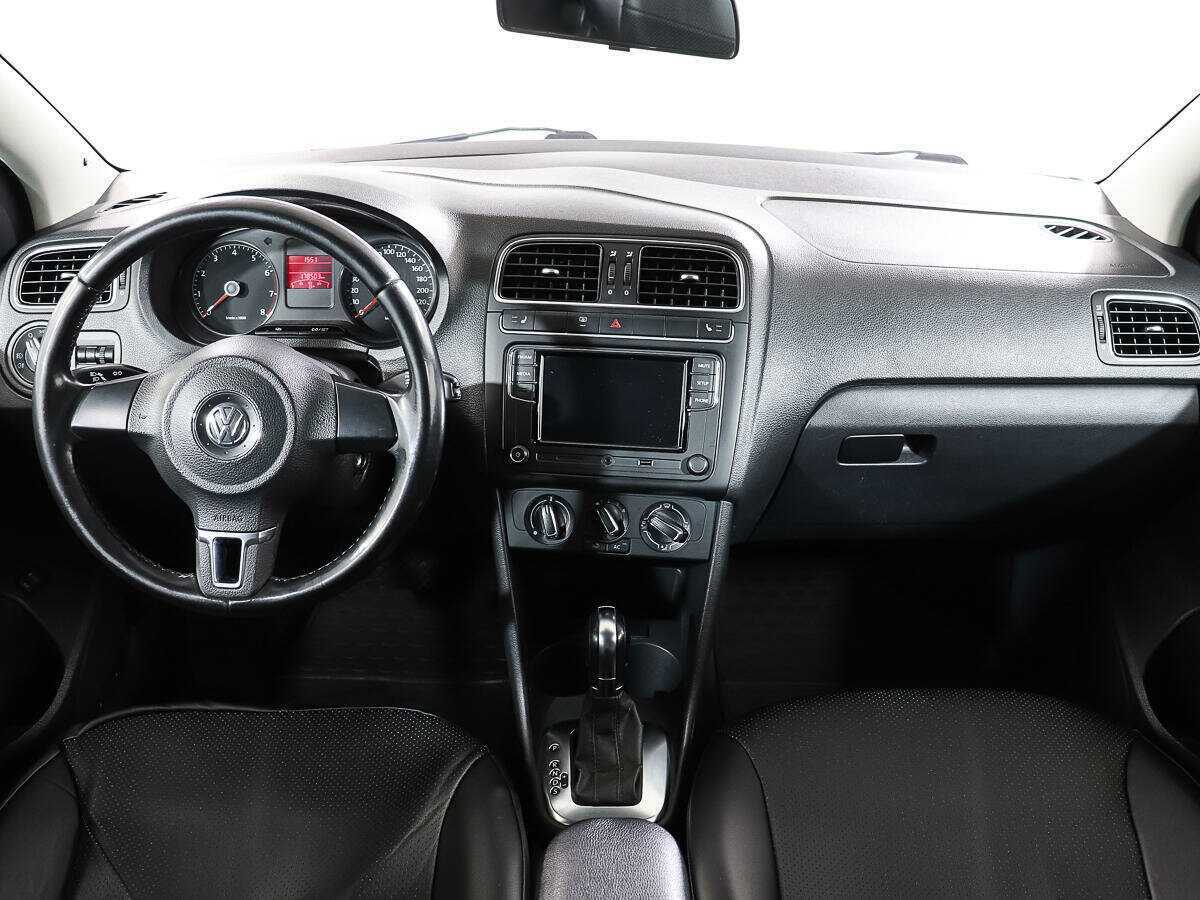 Купить Volkswagen Polo с пробегом. Фото: #11