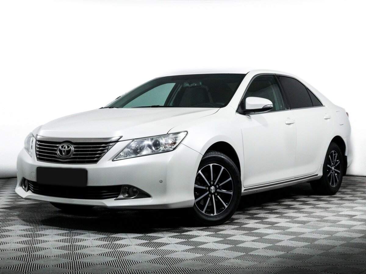 Купить Toyota Camry с пробегом. Посмотреть фото