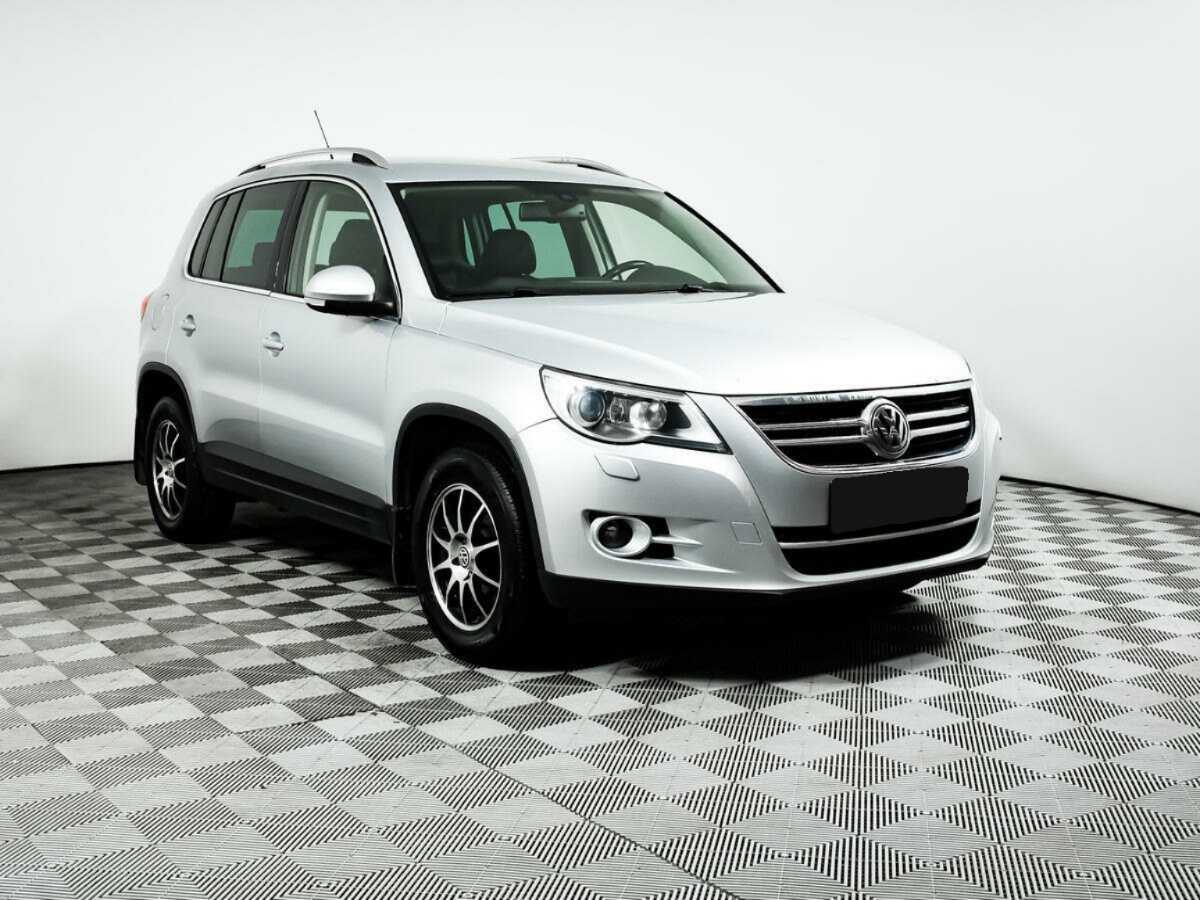 Купить Volkswagen Tiguan с пробегом. Фото: #2