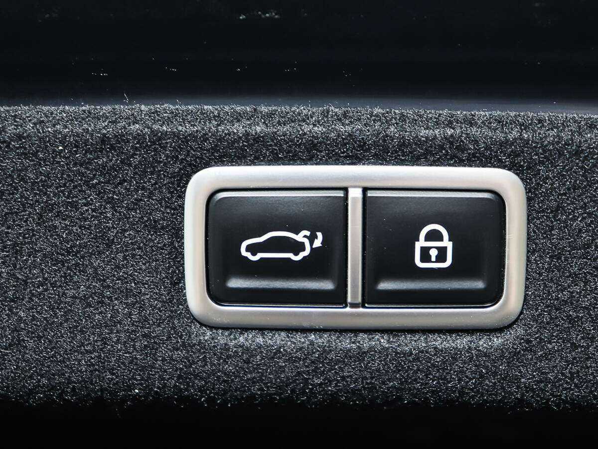 Купить Hyundai Grandeur с пробегом. Фото: #13