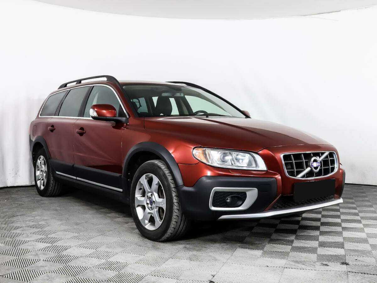 Купить Volvo XC70 с пробегом. Фото: #2