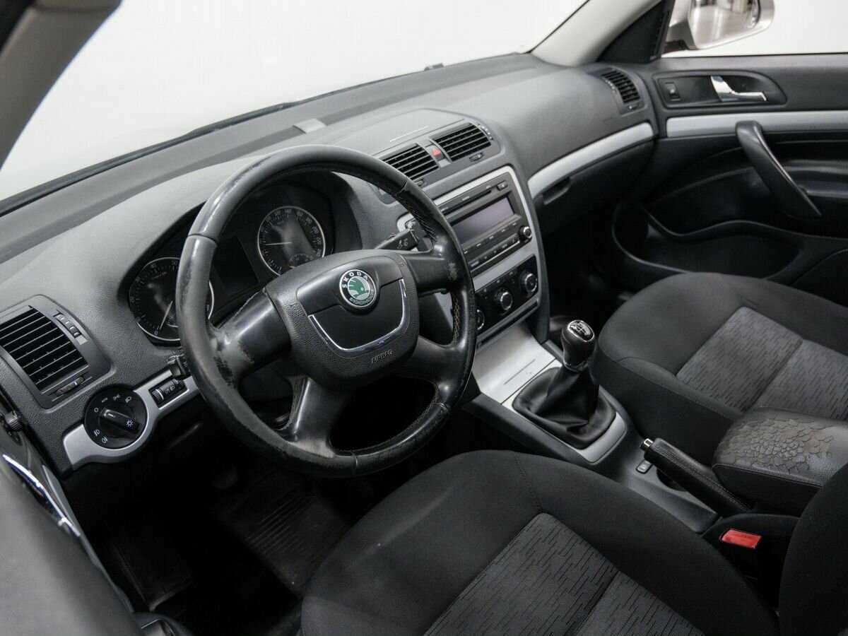 Купить Skoda Octavia с пробегом. Фото: #11