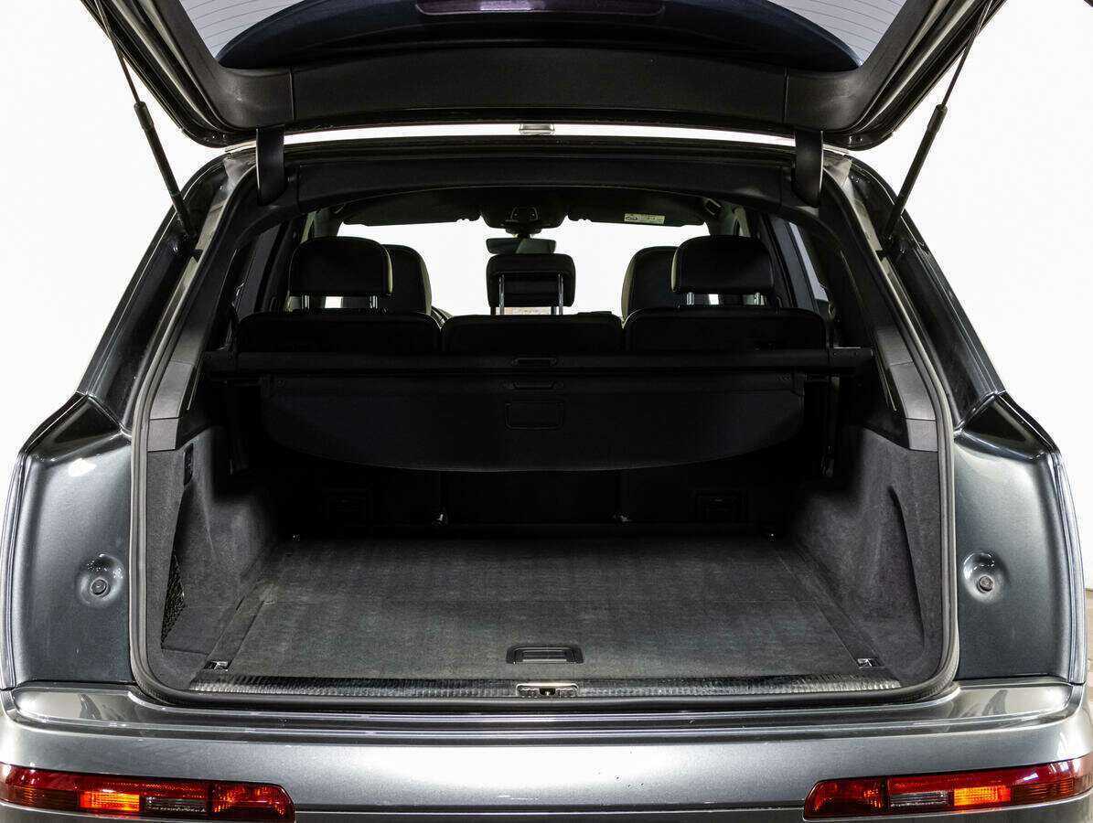 Купить Audi Q7 с пробегом. Фото: #27