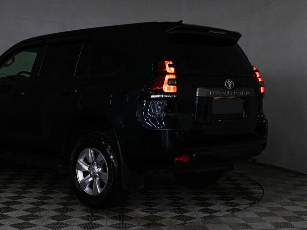 Купить Toyota Land Cruiser Prado с пробегом. Фото: #25