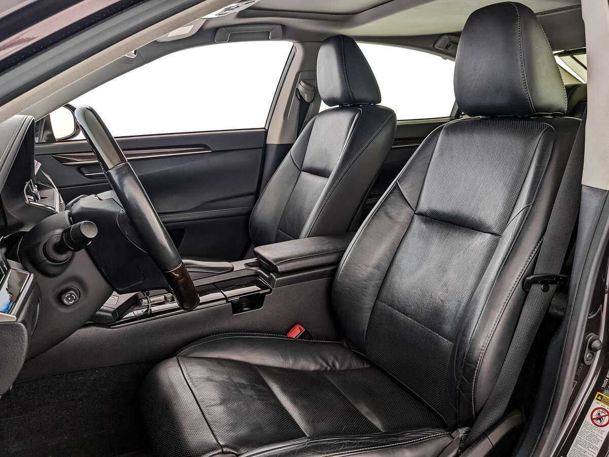Купить Lexus ES с пробегом. Фото: #17