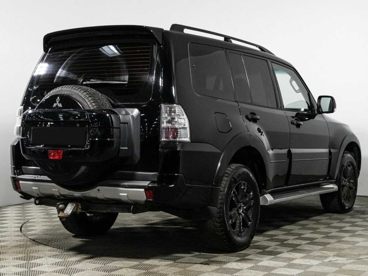 Купить Mitsubishi Pajero с пробегом. Фото: #4