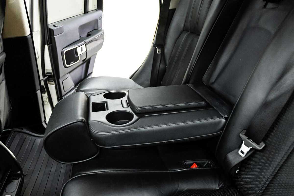 Купить Land Rover Range Rover с пробегом. Фото: #21