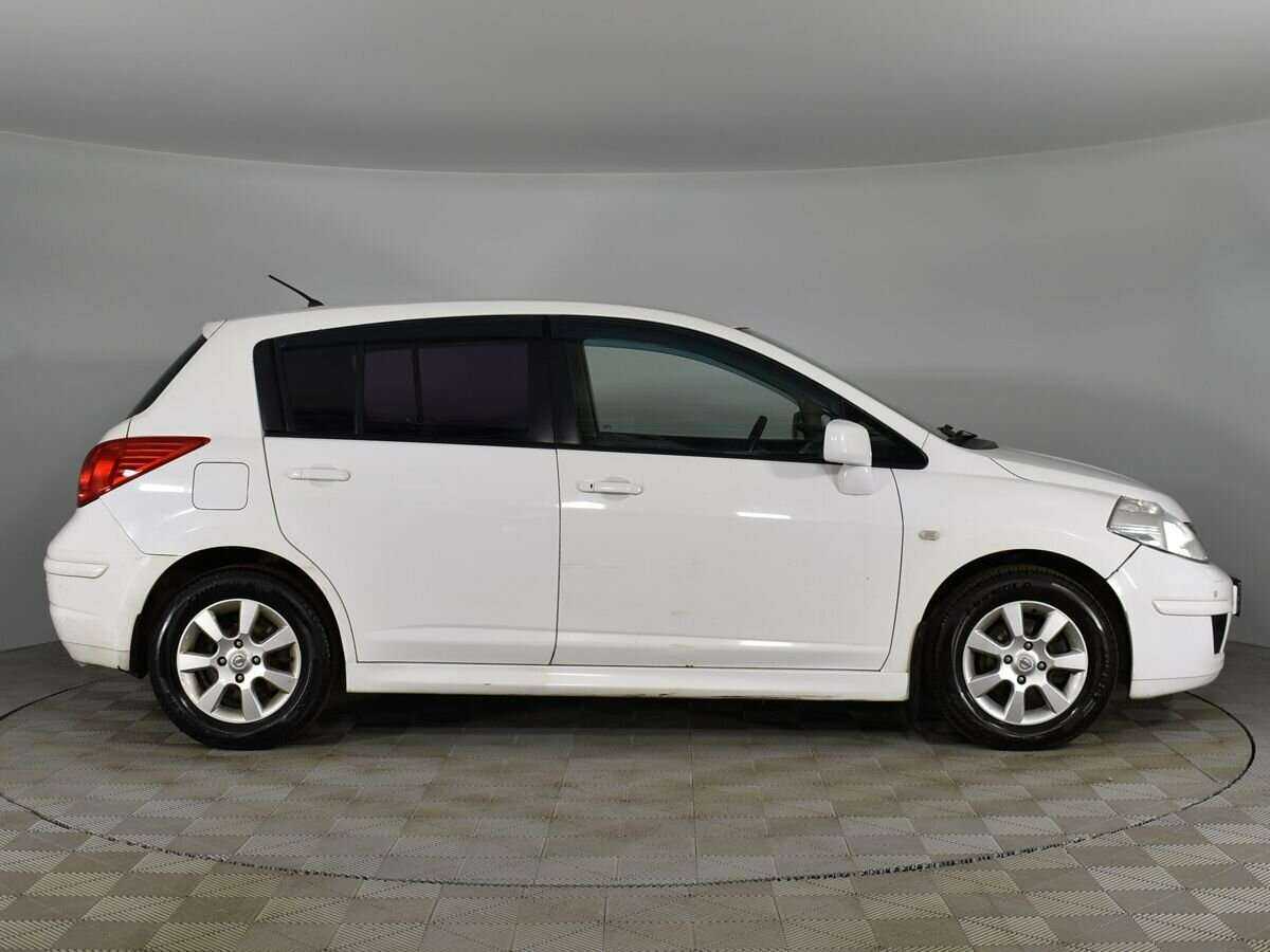Купить Nissan Tiida с пробегом. Фото: #4