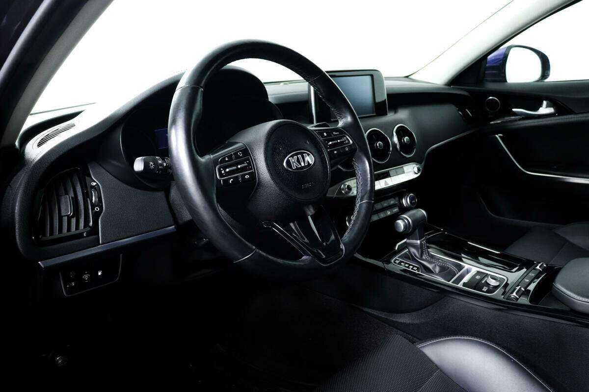Купить Kia Stinger с пробегом. Фото: #12