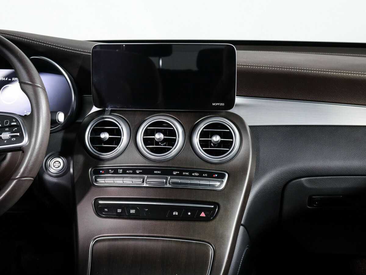 Купить Mercedes-Benz GLC с пробегом. Фото: #12