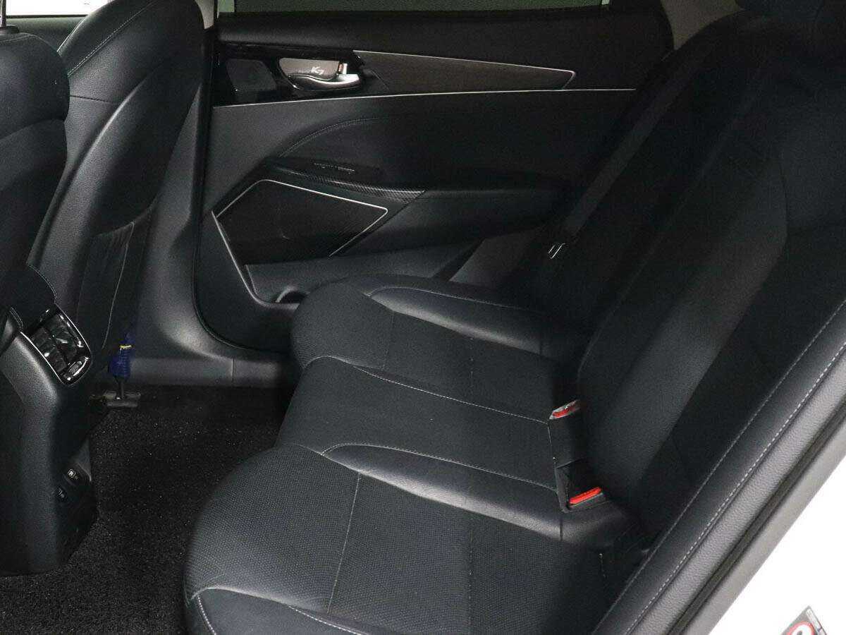 Купить Kia K7 с пробегом. Фото: #7