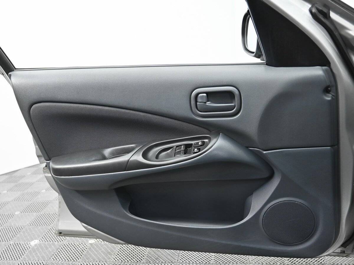 Купить Nissan Almera с пробегом. Фото: #6