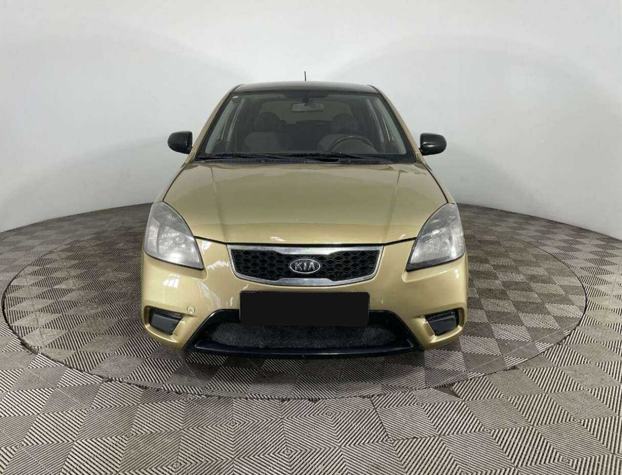 Купить Kia Rio с пробегом. Фото: #1