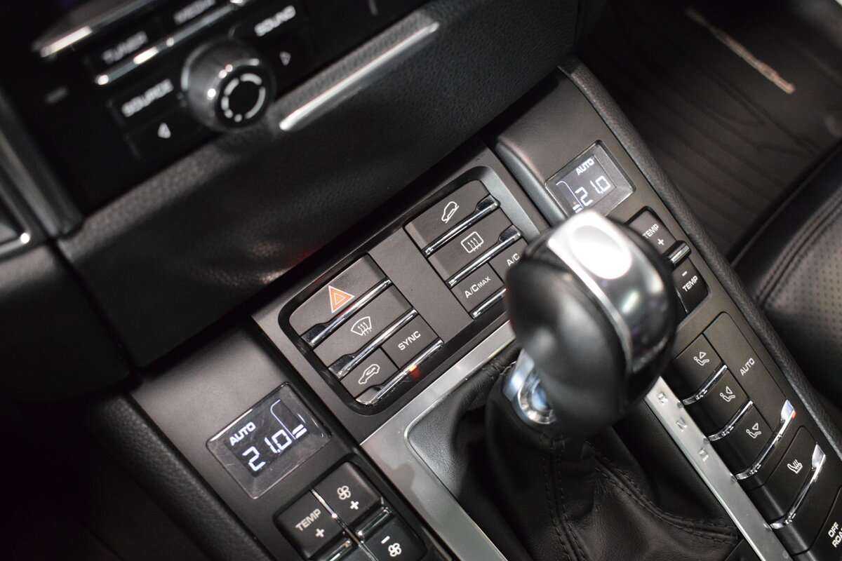 Купить Porsche Macan с пробегом. Фото: #21
