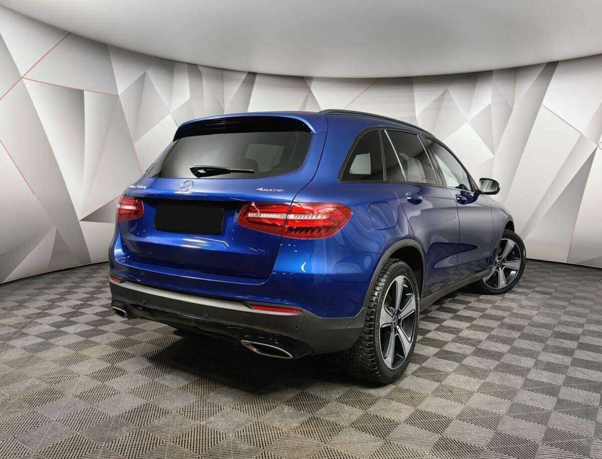 Купить Mercedes-Benz GLC с пробегом. Фото: #1