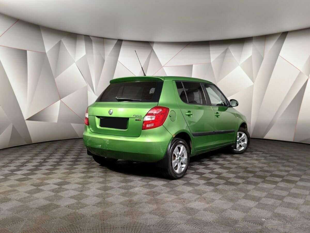 Купить Skoda Fabia с пробегом. Фото: #1