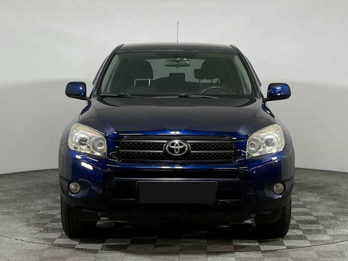 Купить Toyota RAV4 с пробегом. Фото: #1