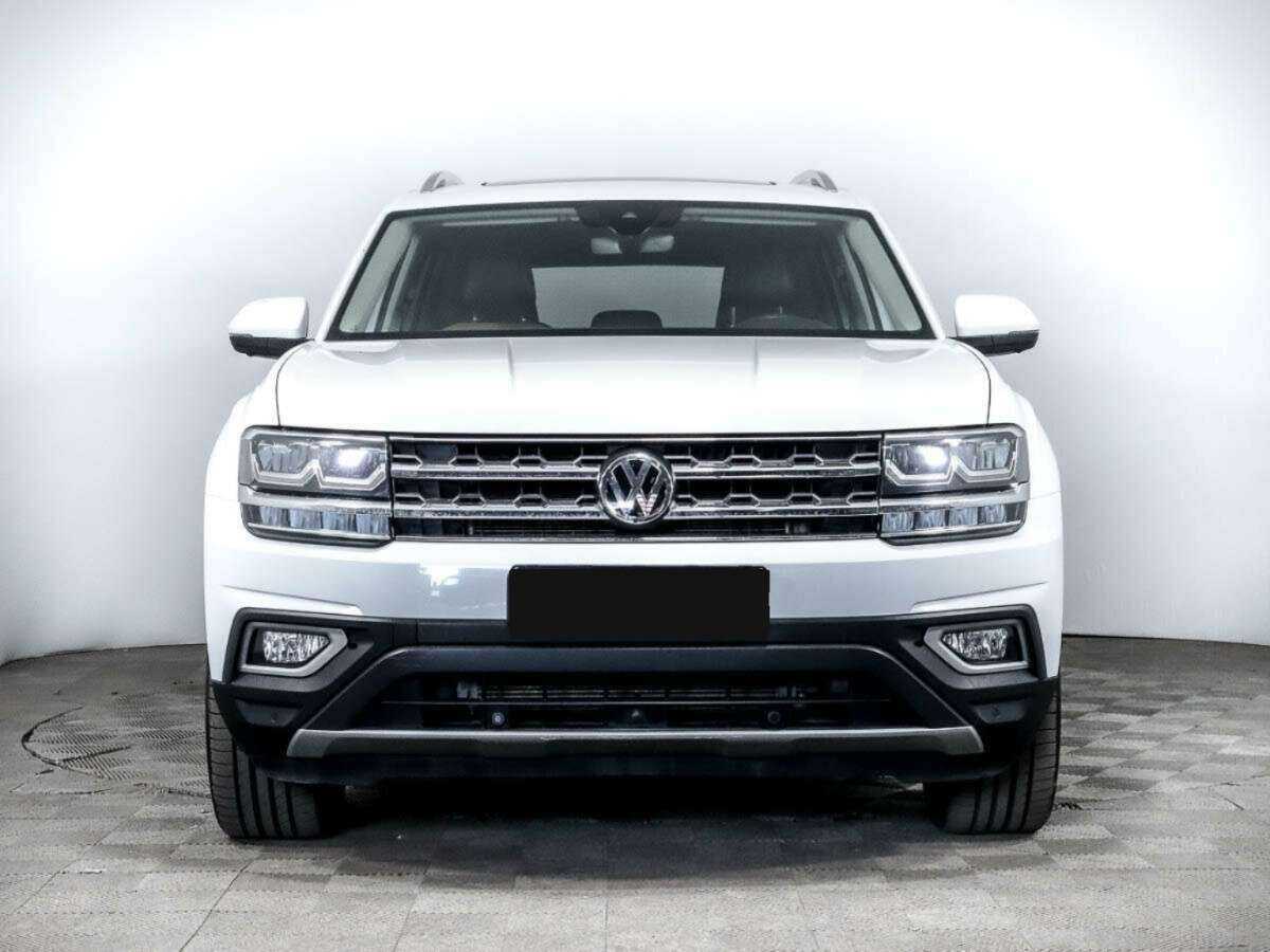 Купить Volkswagen Teramont с пробегом. Фото: #1