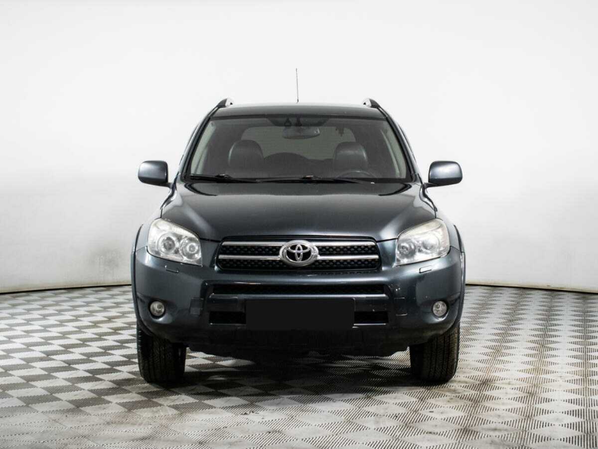 Купить Toyota RAV4 с пробегом. Фото: #1