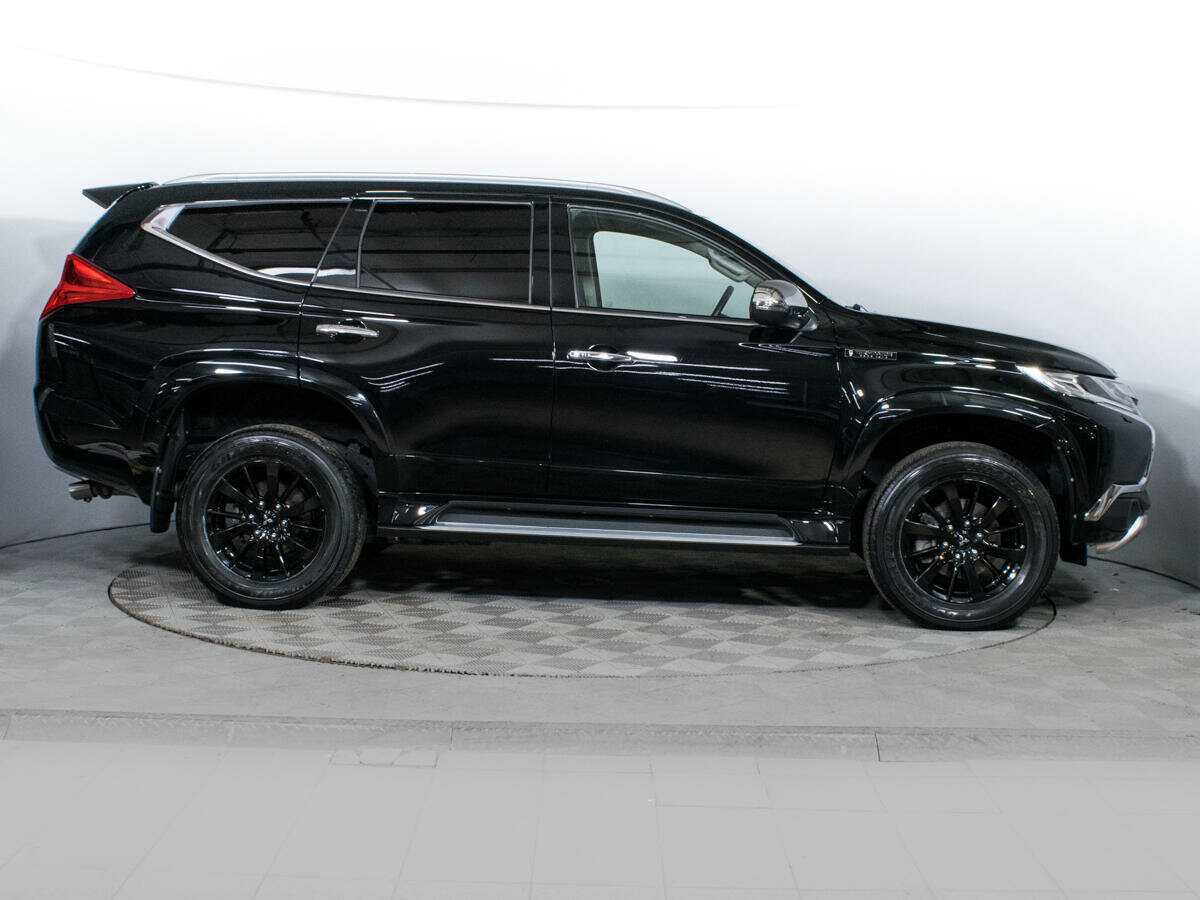 Купить Mitsubishi Pajero Sport с пробегом. Фото: #3