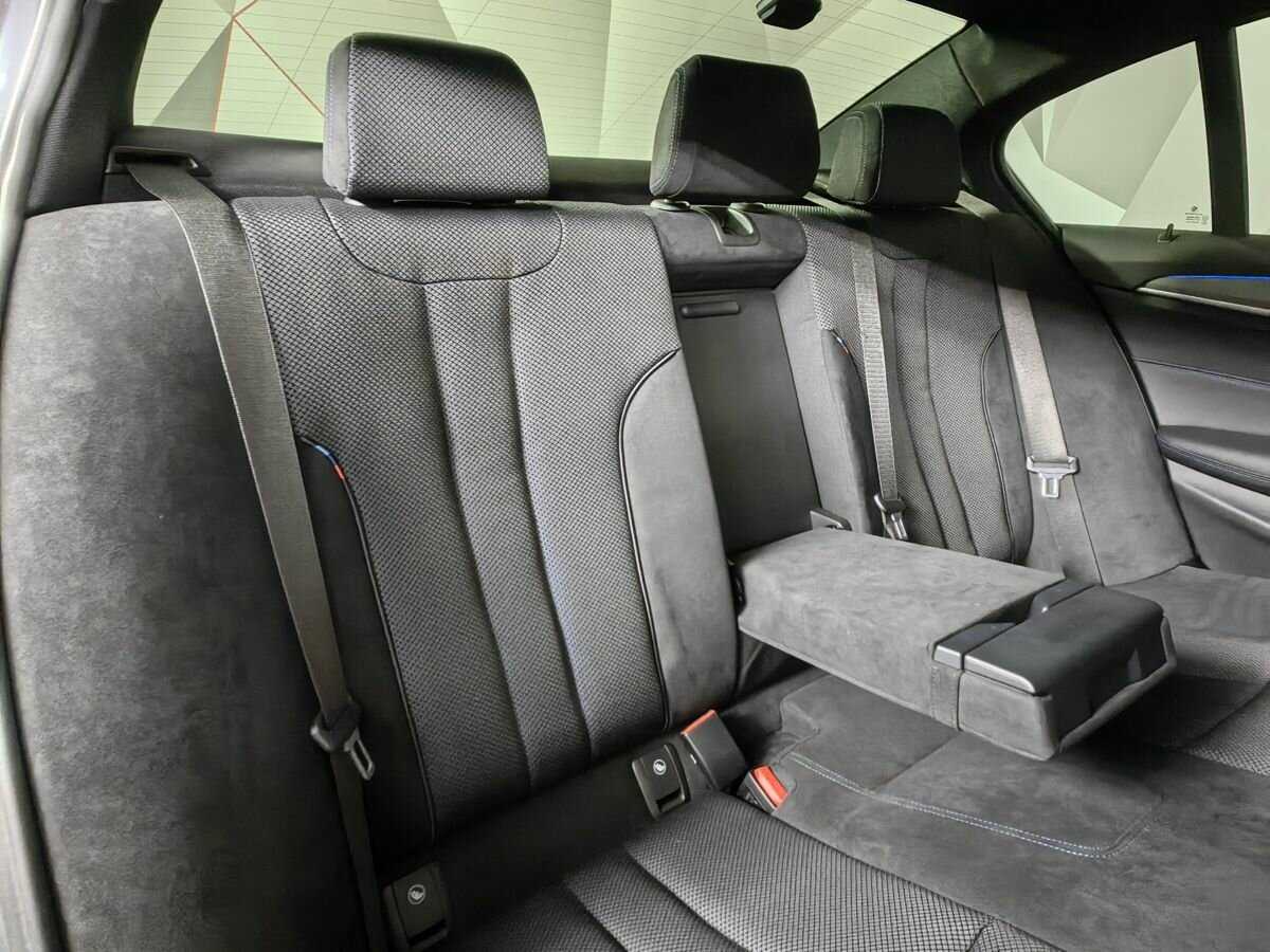 Купить BMW 5 серии с пробегом. Фото: #9
