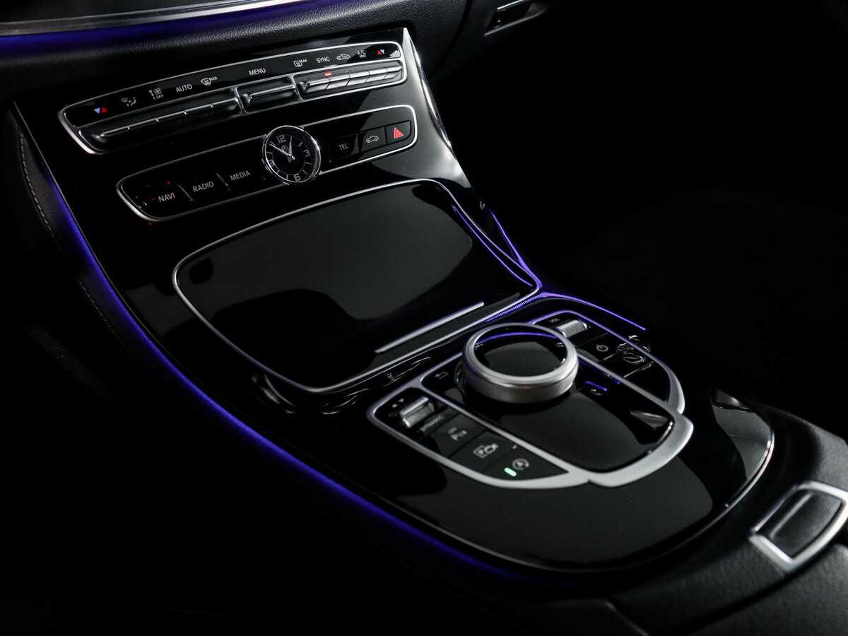 Купить Mercedes-Benz E-Класс с пробегом. Фото: #14