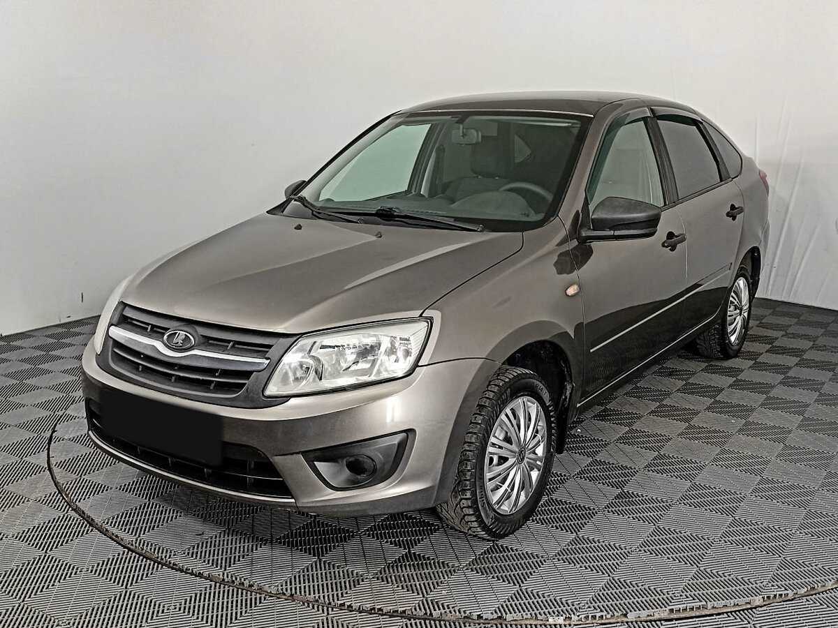 Купить Lada (ВАЗ) Granta с пробегом. Посмотреть фото