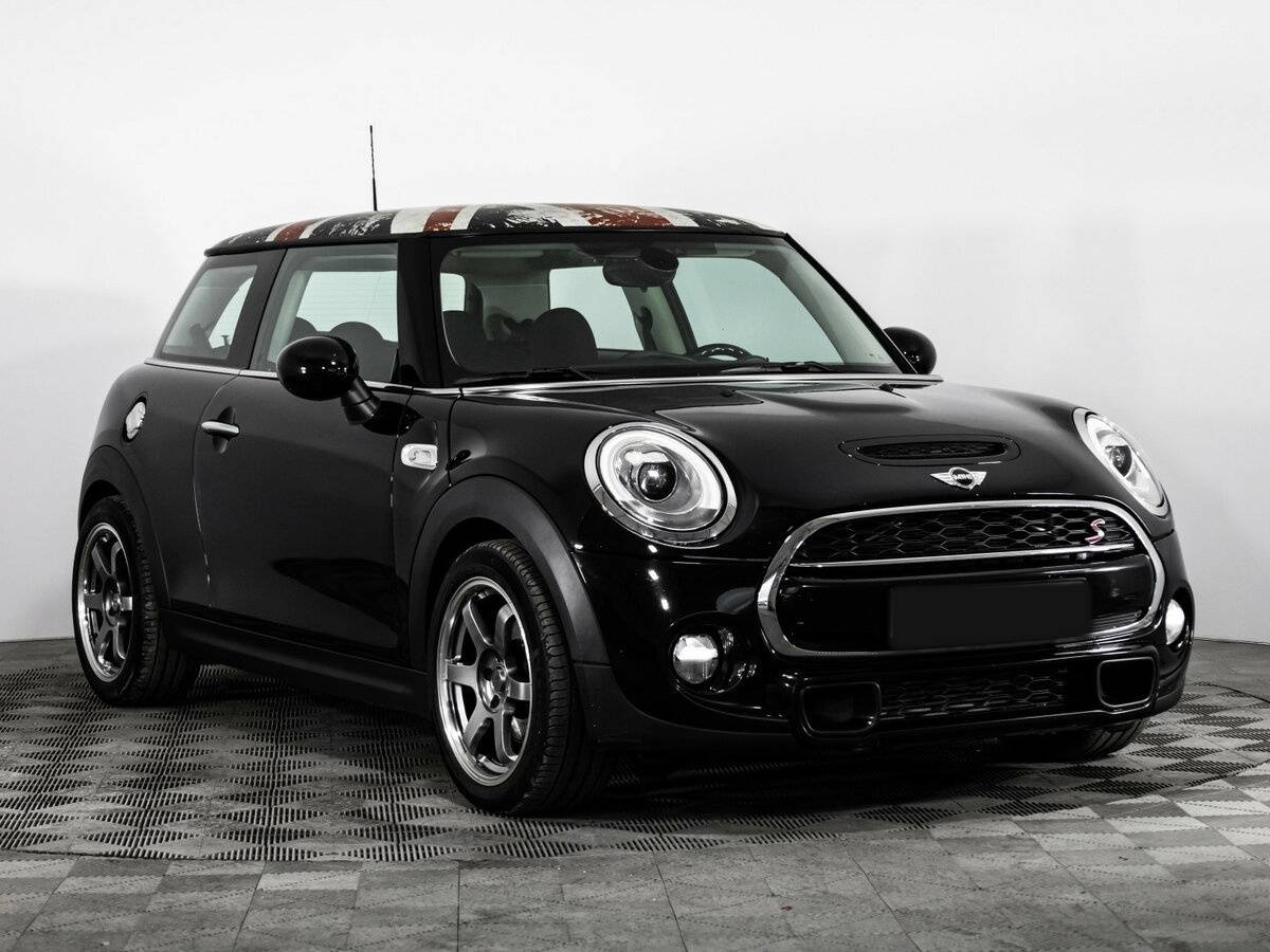 Купить Mini Hatch с пробегом. Фото: #3