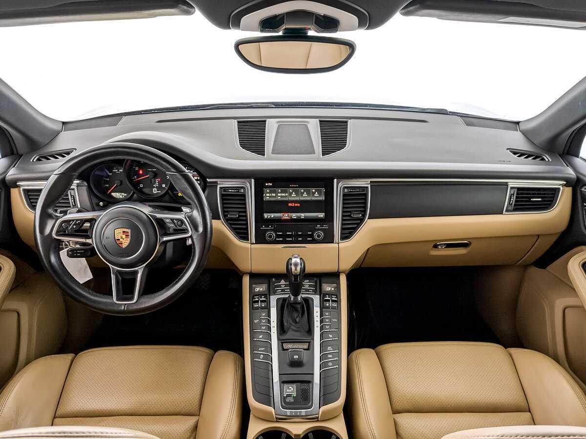 Купить Porsche Macan с пробегом. Фото: #13