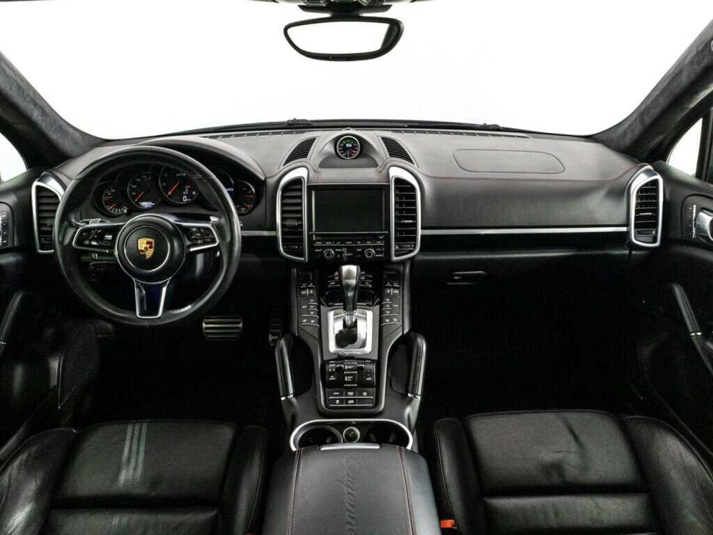 Купить Porsche Cayenne с пробегом. Фото: #12