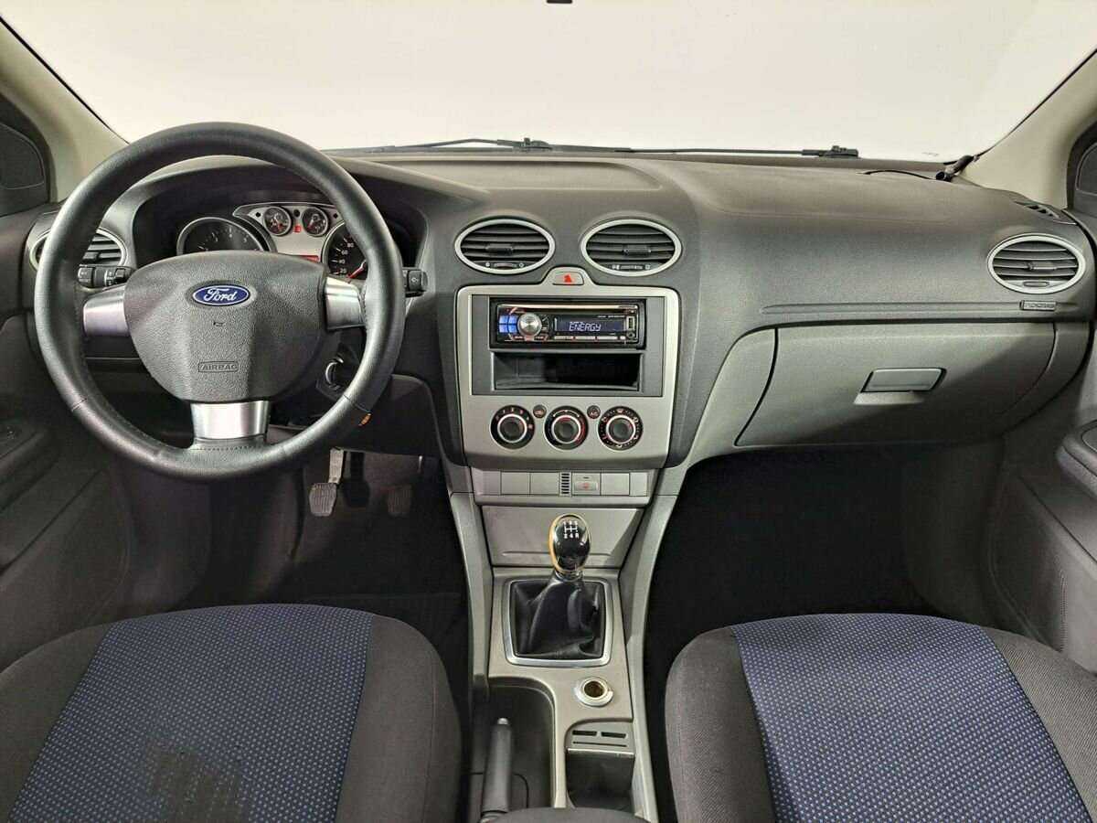 Купить Ford Focus с пробегом. Фото: #11